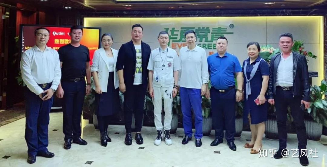 揭秘2025正版新奧管家婆香港，前沿科技與管理藝術(shù)的融合，前沿科技與管理藝術(shù)的融合，揭秘2025正版新奧管家婆香港之旅