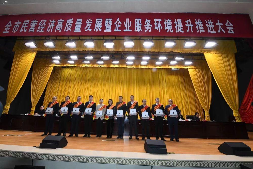 新澳全年免費(fèi)資料大全，新澳全年免費(fèi)資料大全匯總